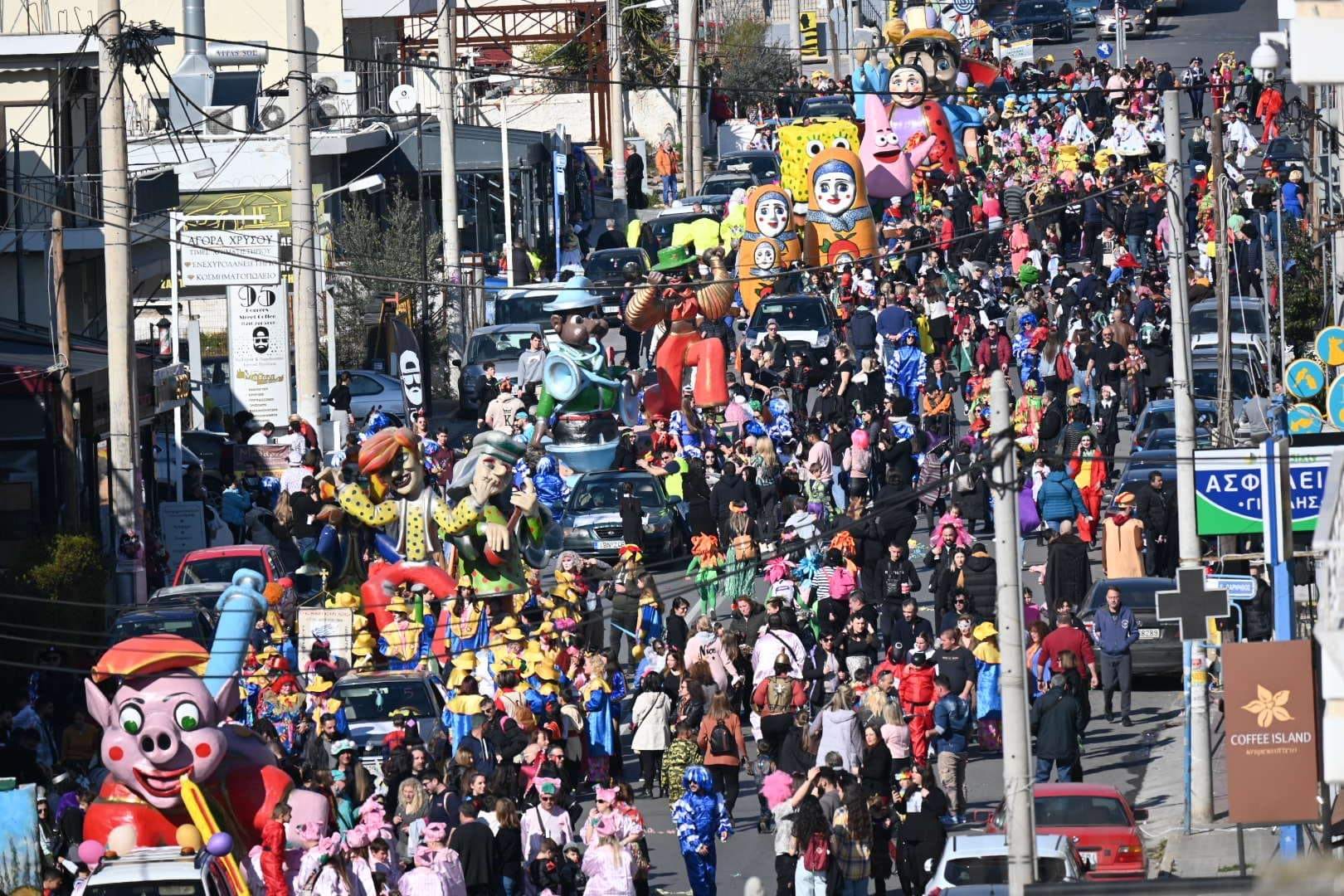 Εντυπωσιακή η Καρναβαλική παρέλαση στις Αχαρνές. Χιλιάδες καρναβαλιστών και επισκεπτών διασκέδασαν με τη ψυχή τους!